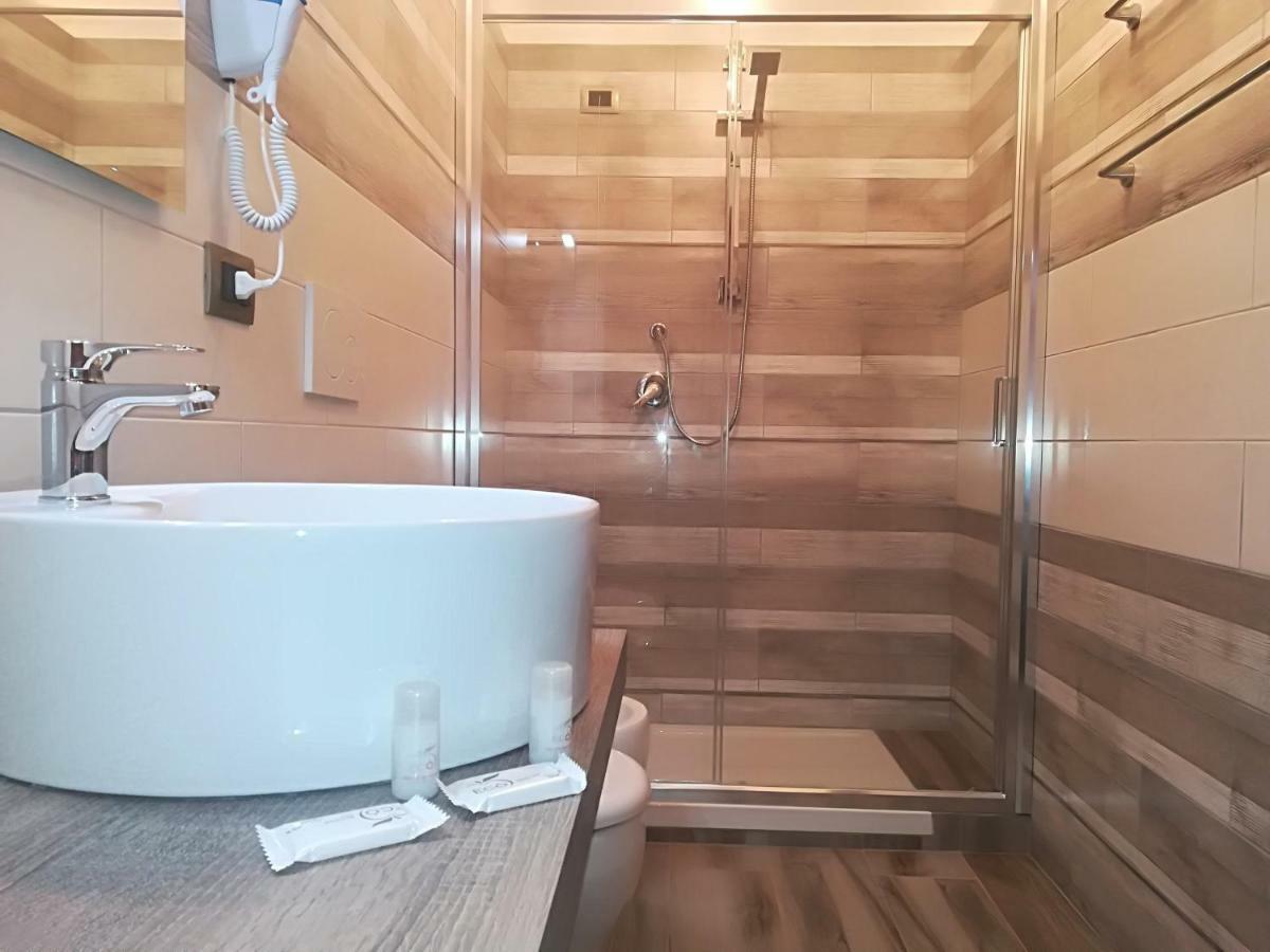 B&B Elisir ローマ エクステリア 写真
